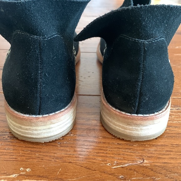 Clarks Edenvale Bella Ankle Boot Women’s Black Suede Contrast Stitch Size 8 - Picture 9 of 11